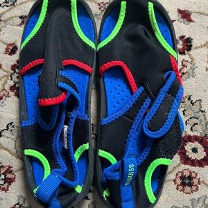 Kids water shoes